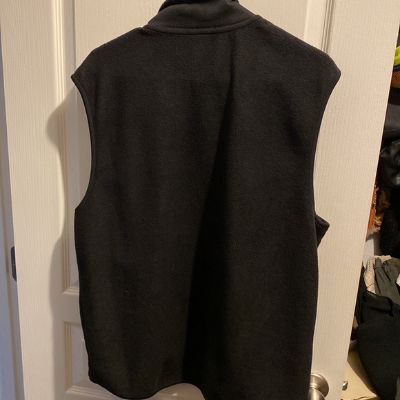 Old Navy Large Sleeveless ZipUp Fleece - Picture 4 of 4